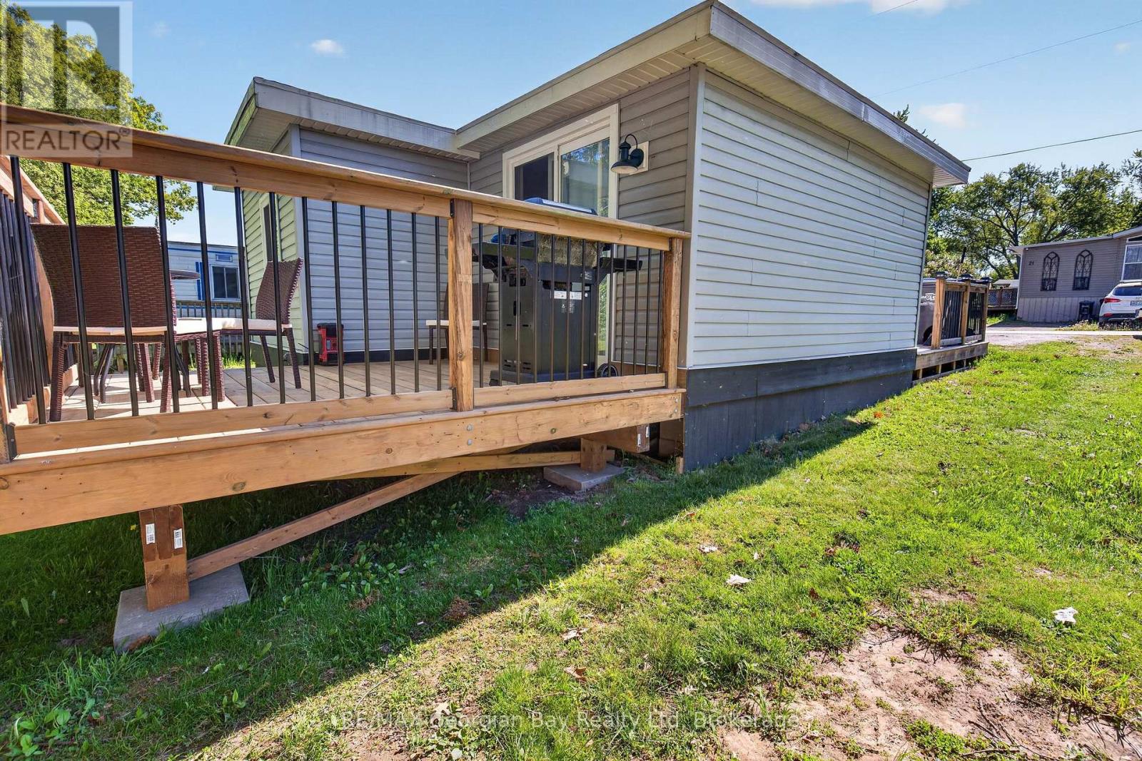 24 Lakeshore Road, Midland, Ontario  L4R 0B8 - Photo 19 - S13242028