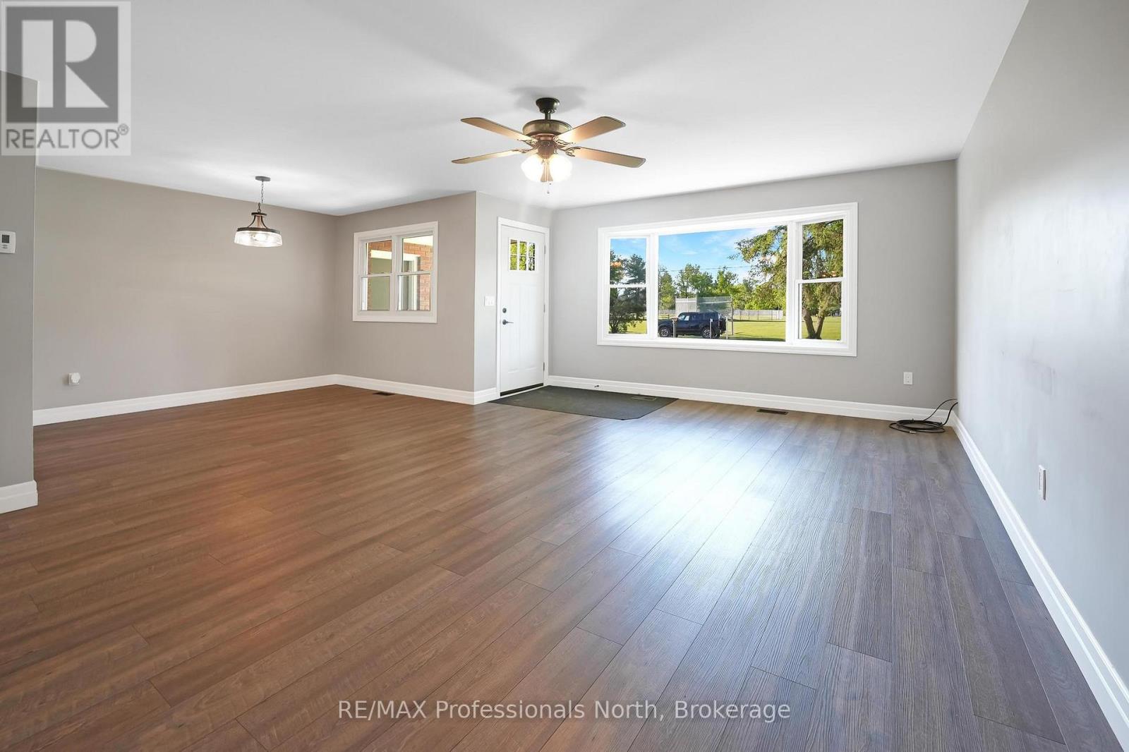 162 Hillside Drive, Kawartha Lakes, Ontario  K0M 1C0 - Photo 3 - X13242014