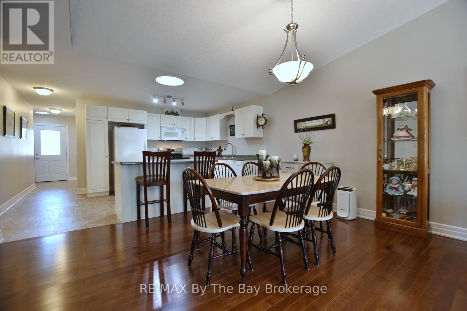 3 Garden Grove Crescent, Wasaga Beach, Ontario  L9Z 0E6 - Photo 15 - S13242300