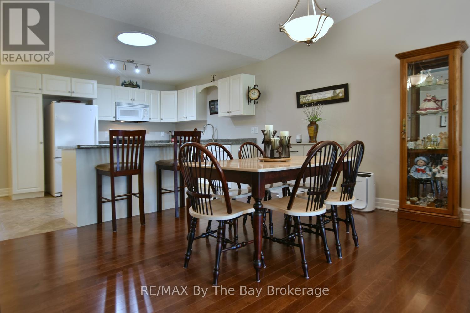 3 Garden Grove Crescent, Wasaga Beach, Ontario  L9Z 0E6 - Photo 16 - S13242300