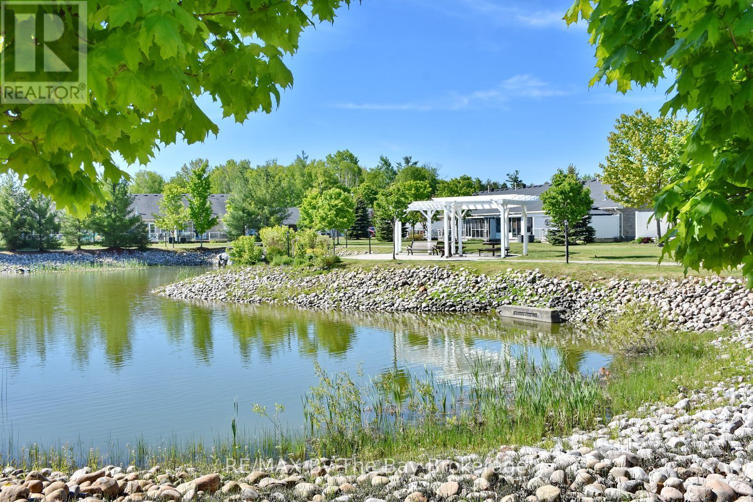 3 Garden Grove Crescent, Wasaga Beach, Ontario  L9Z 0E6 - Photo 2 - S13242300