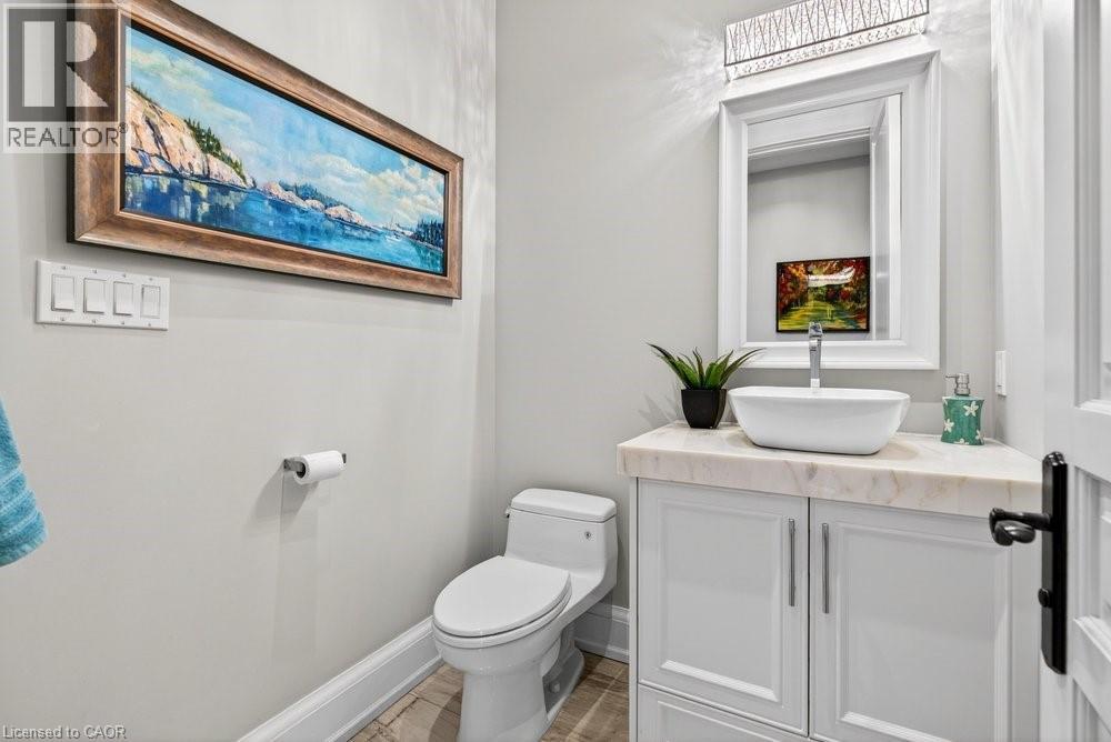 2470 Applewood Drive, Oakville, Ontario  L6L 1V9 - Photo 19 - 40836553