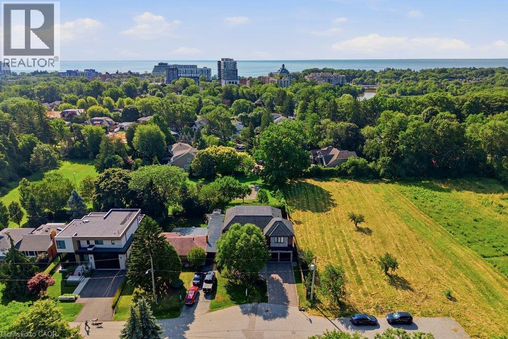 2470 Applewood Drive, Oakville, Ontario  L6L 1V9 - Photo 45 - 40836553