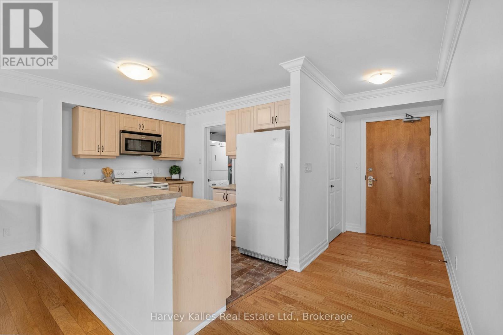205 - 26 Dairy Lane, Huntsville, Ontario  P1H 0A4 - Photo 5 - X13242484