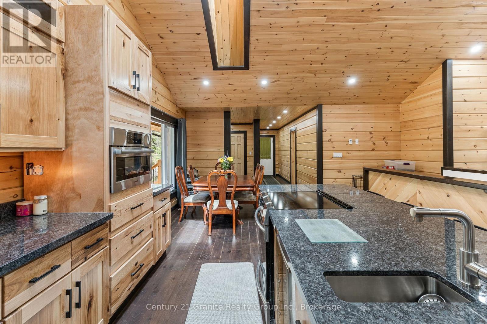 1007 Winding Creek Road, Minden Hills, Ontario  K0M 2K0 - Photo 10 - X13242536