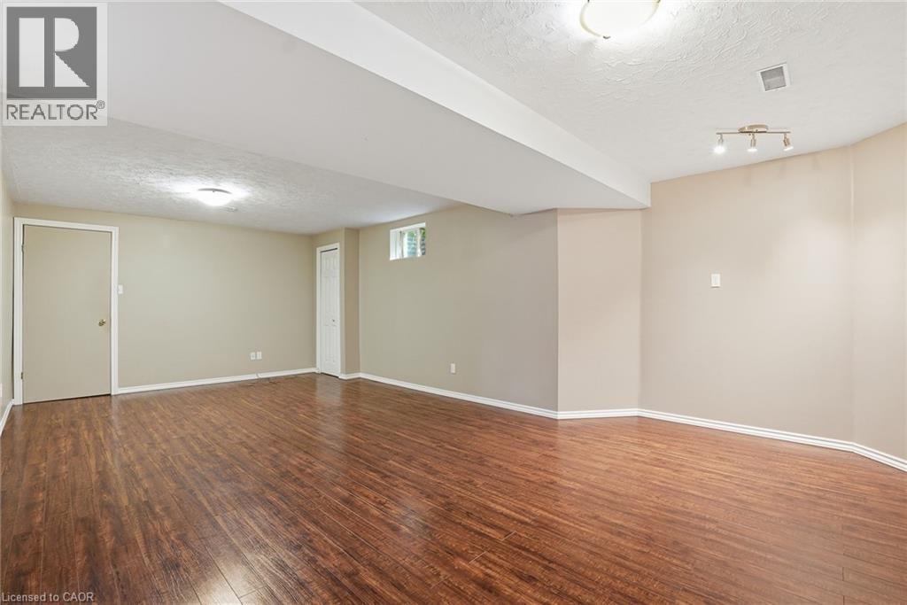 26 Kelly Court, Guelph, Ontario  N1K 1W3 - Photo 30 - 40835358