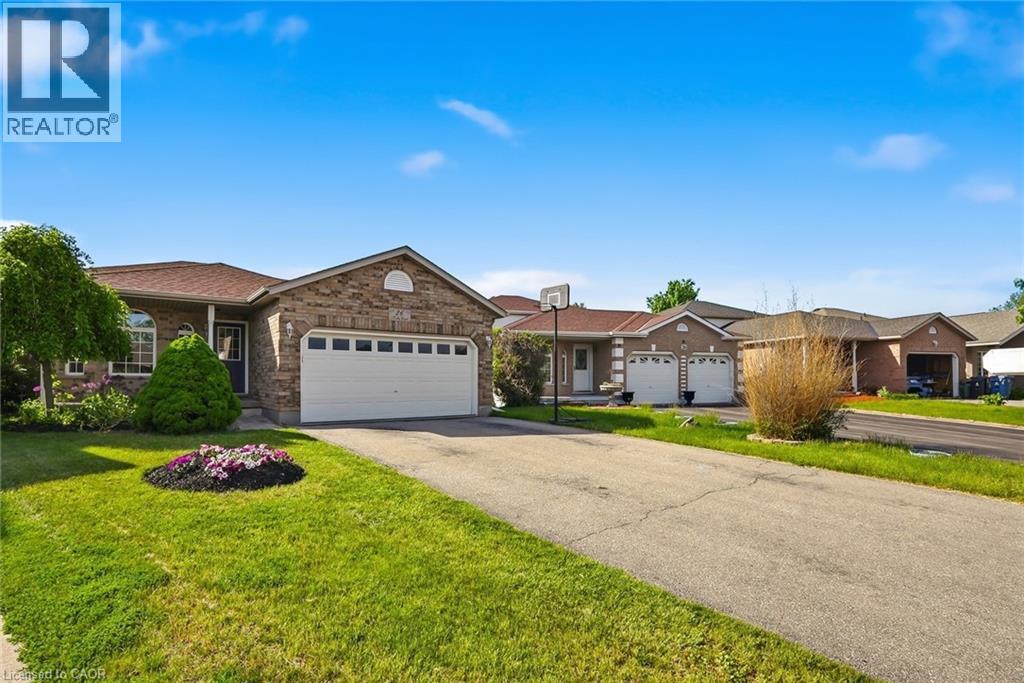 26 Kelly Court, Guelph, Ontario  N1K 1W3 - Photo 4 - 40835358