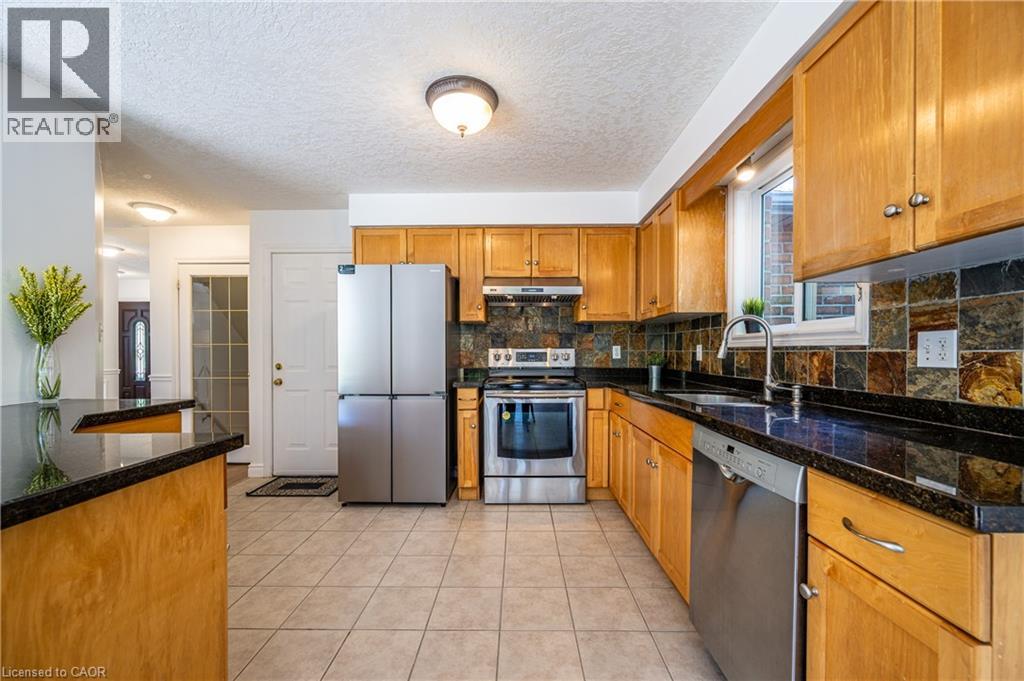 743 Butternut Avenue, Waterloo, Ontario  N2V 2M3 - Photo 22 - 40830420
