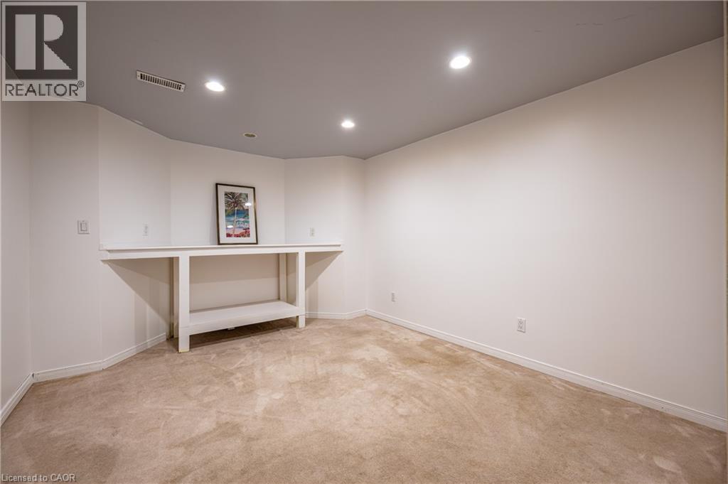 743 Butternut Avenue, Waterloo, Ontario  N2V 2M3 - Photo 37 - 40830420