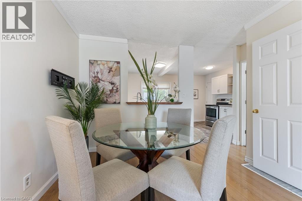 544 Mary Street, Hamilton, Ontario  L8L 4X7 - Photo 7 - 40835936