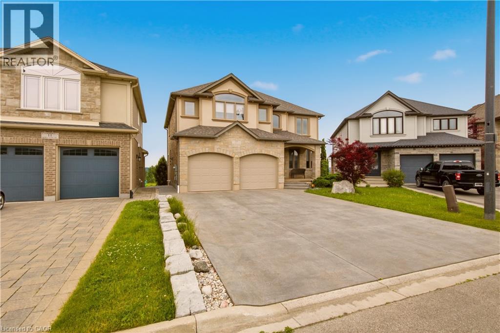 15 Mcwilliams Court, Cambridge, Ontario  N1P 0A9 - Photo 2 - 40836882
