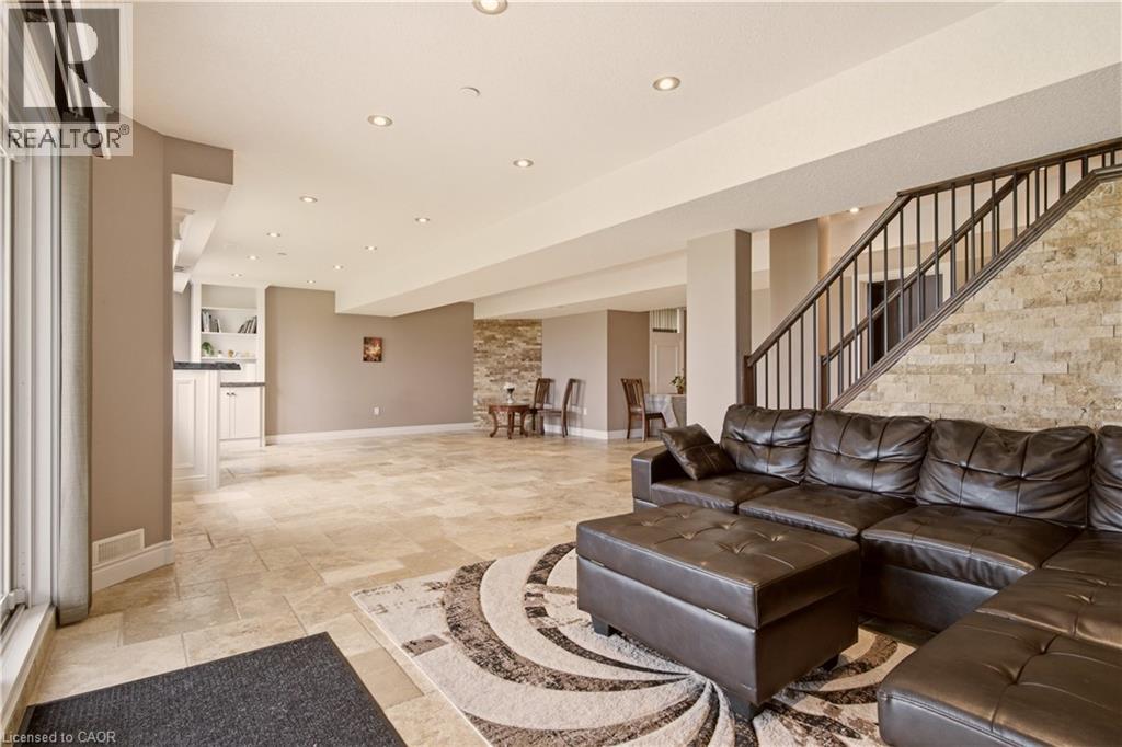 15 Mcwilliams Court, Cambridge, Ontario  N1P 0A9 - Photo 31 - 40836882