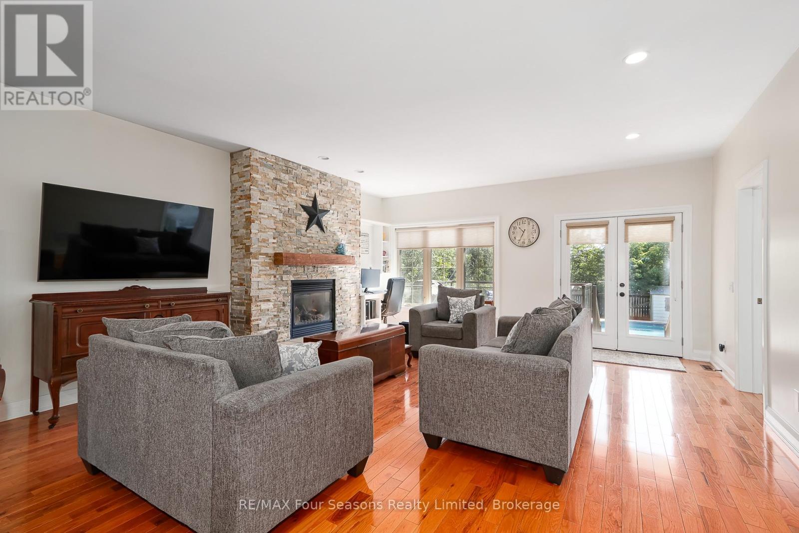 121 Elm Street, Collingwood, Ontario  L9Y 3J3 - Photo 16 - S13243482