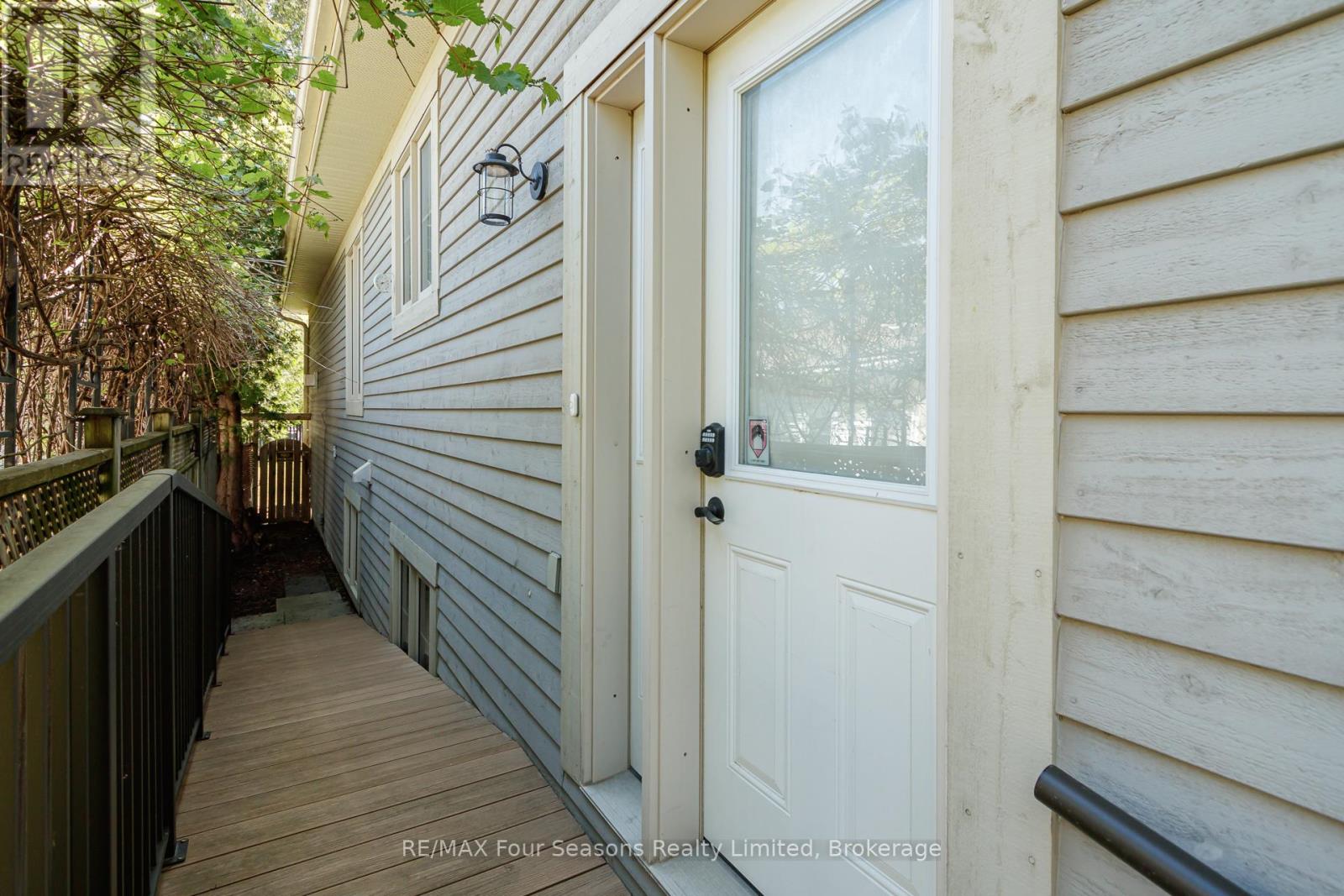 121 Elm Street, Collingwood, Ontario  L9Y 3J3 - Photo 6 - S13243482