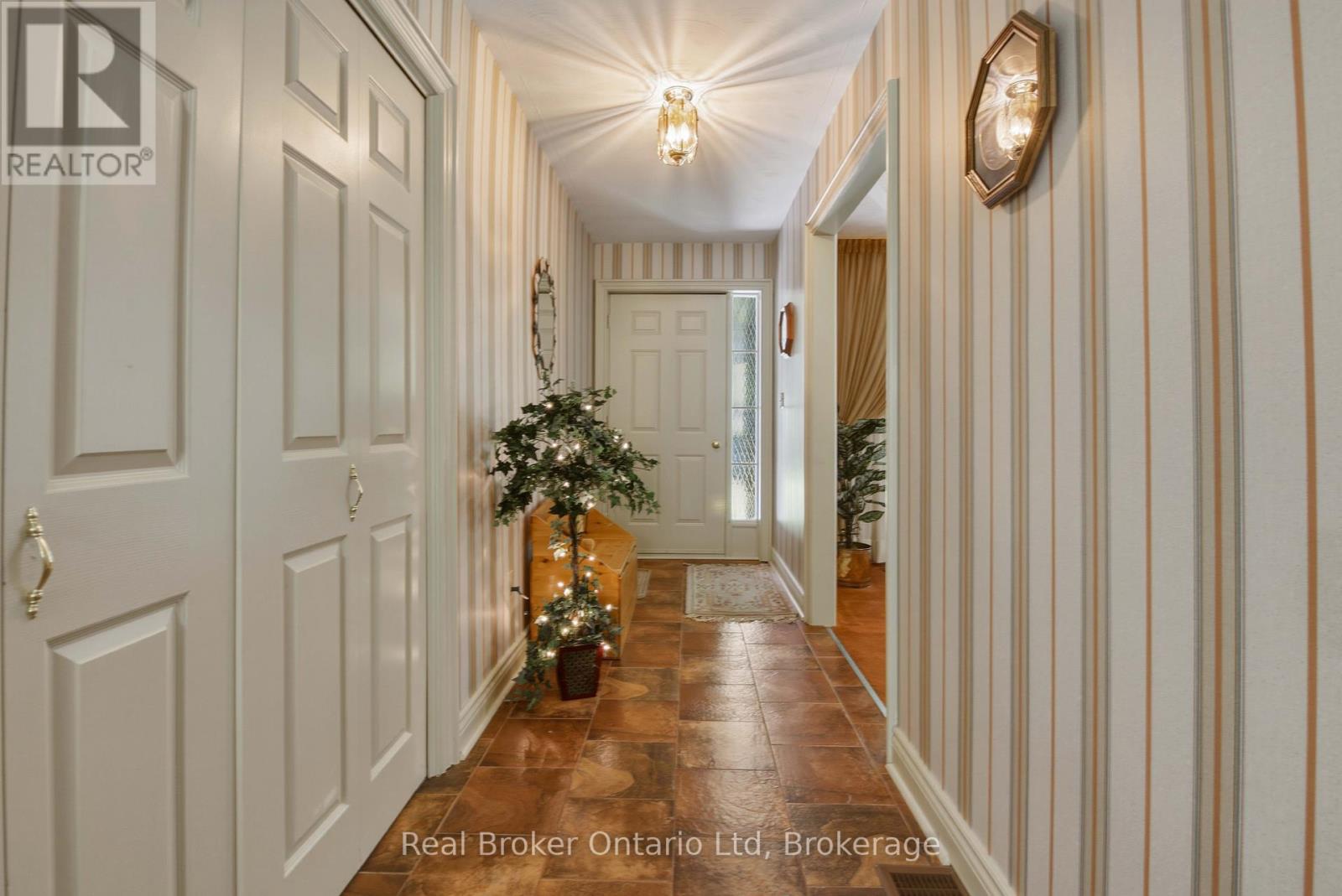 222431 Derby-Keppel Townline, Georgian Bluffs, Ontario  N4K 5N7 - Photo 6 - X13243490