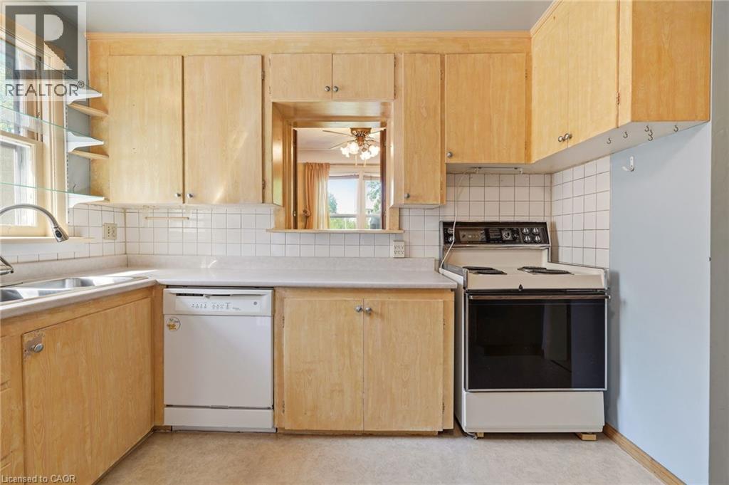 337 St Paul Street, Burlington, Ontario  L7R 3K2 - Photo 14 - 40836894