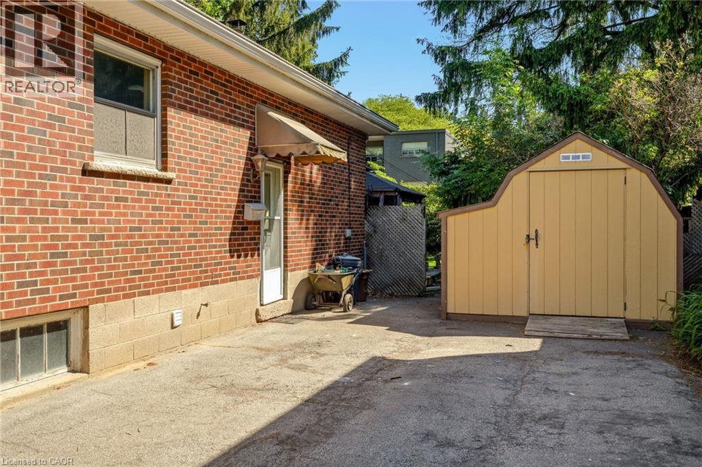337 St Paul Street, Burlington, Ontario  L7R 3K2 - Photo 5 - 40836894