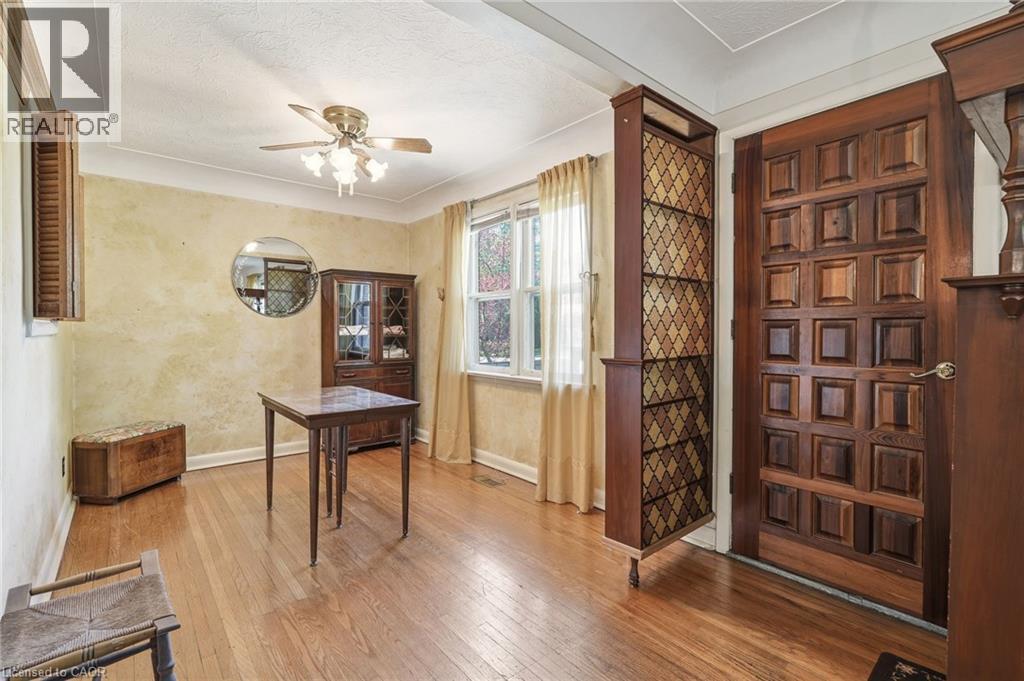 337 St Paul Street, Burlington, Ontario  L7R 3K2 - Photo 8 - 40836894