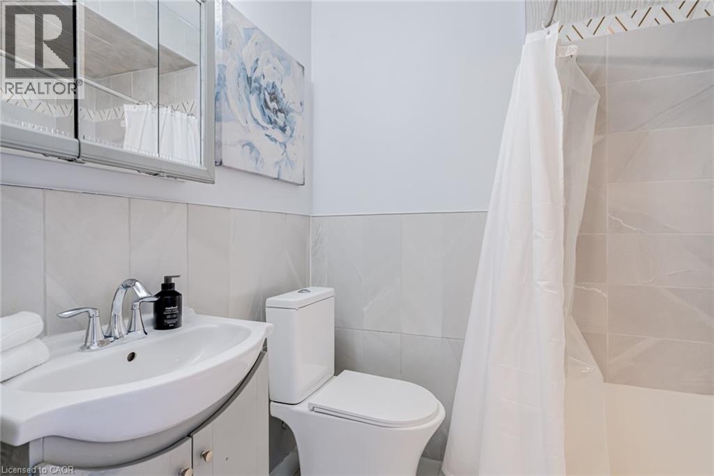 127 Barnesdale Avenue N, Hamilton, Ontario  L8L 6S8 - Photo 19 - 40833642