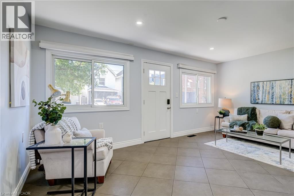 127 Barnesdale Avenue N, Hamilton, Ontario  L8L 6S8 - Photo 6 - 40833642