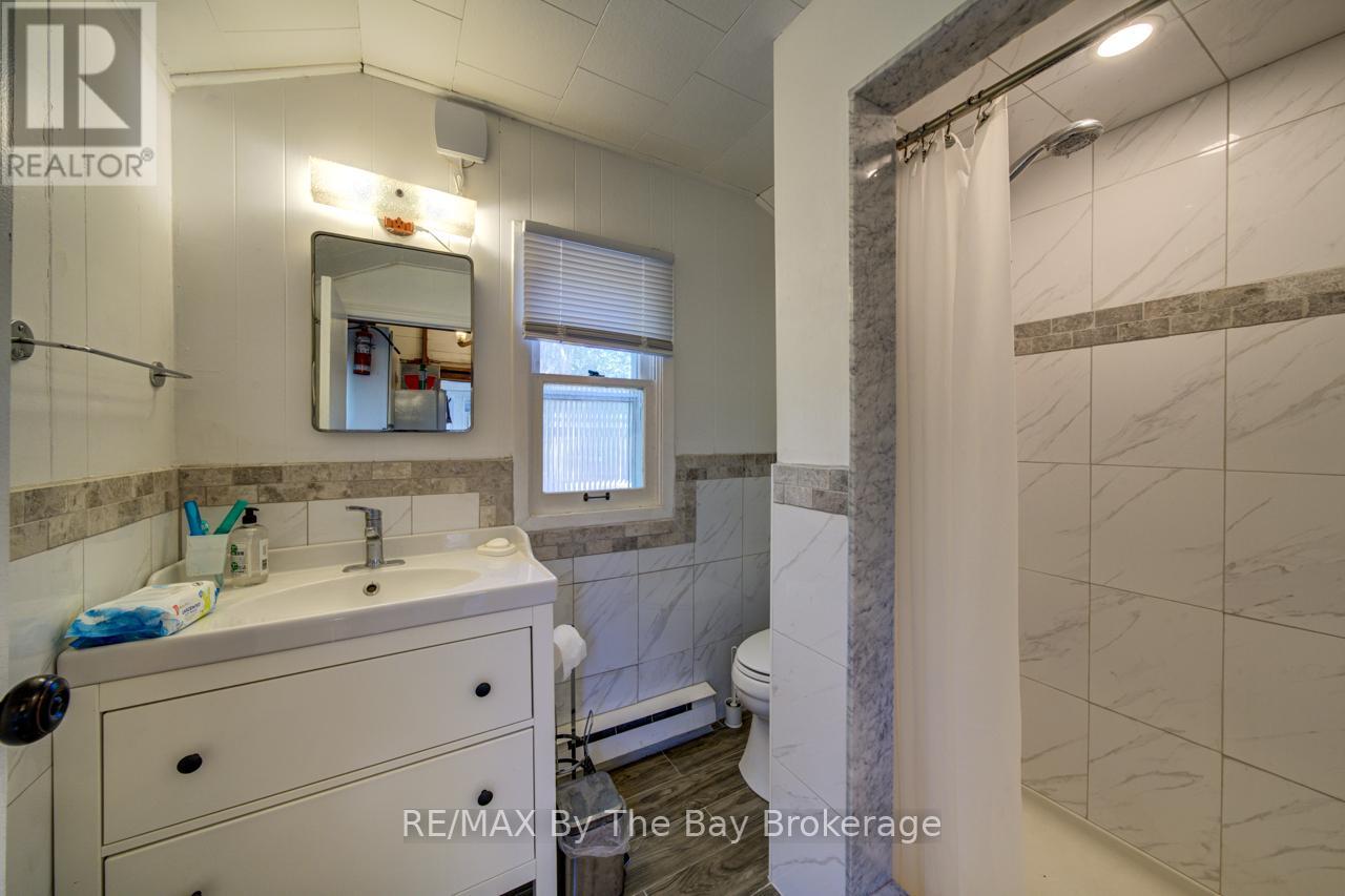 33 17th Street N, Wasaga Beach, Ontario  L9Z 2J1 - Photo 19 - S13245616