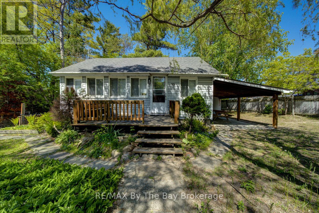 33 17th Street N, Wasaga Beach, Ontario  L9Z 2J1 - Photo 2 - S13245616