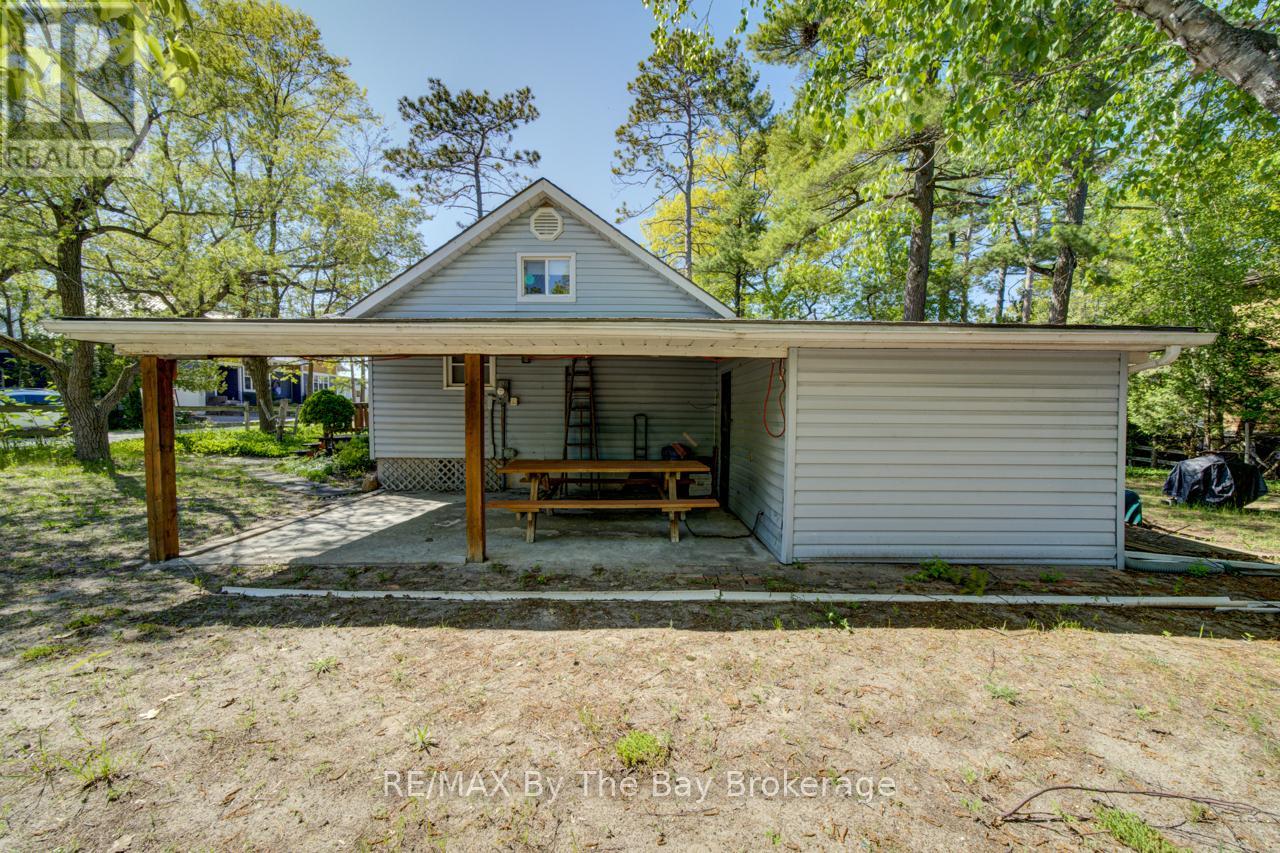 33 17th Street N, Wasaga Beach, Ontario  L9Z 2J1 - Photo 26 - S13245616