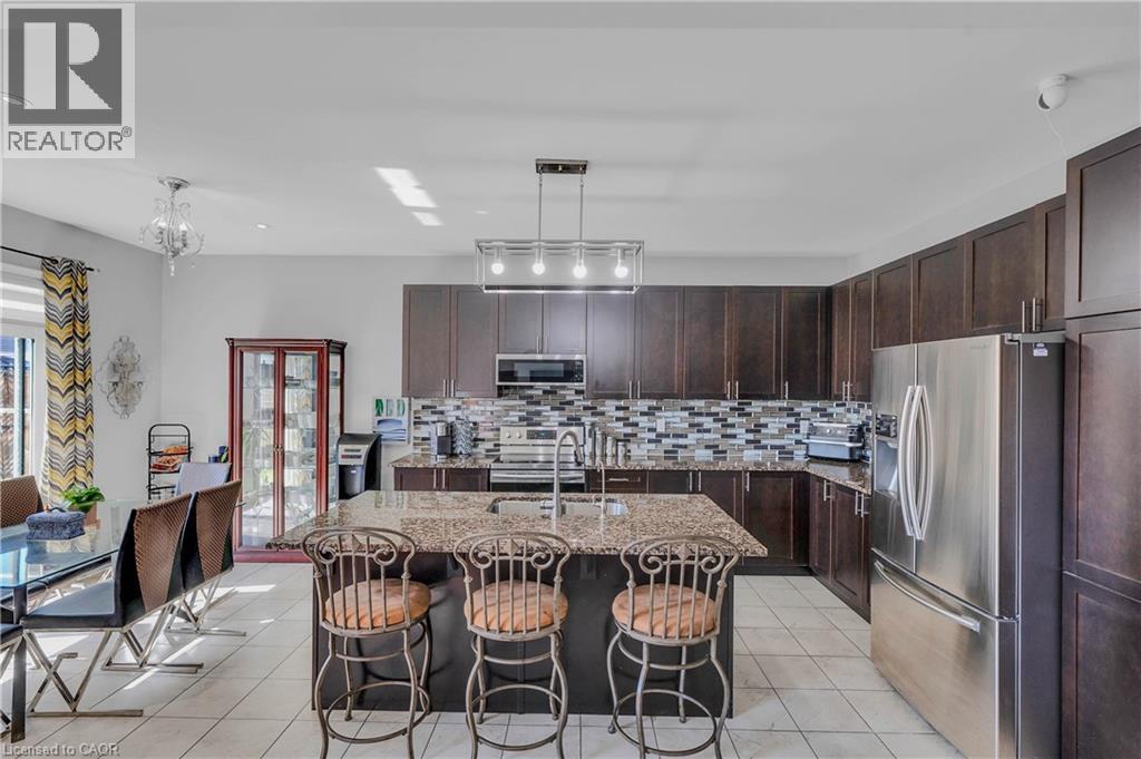 460 Equestrian Way, Cambridge, Ontario  N3E 0B6 - Photo 14 - 40836983