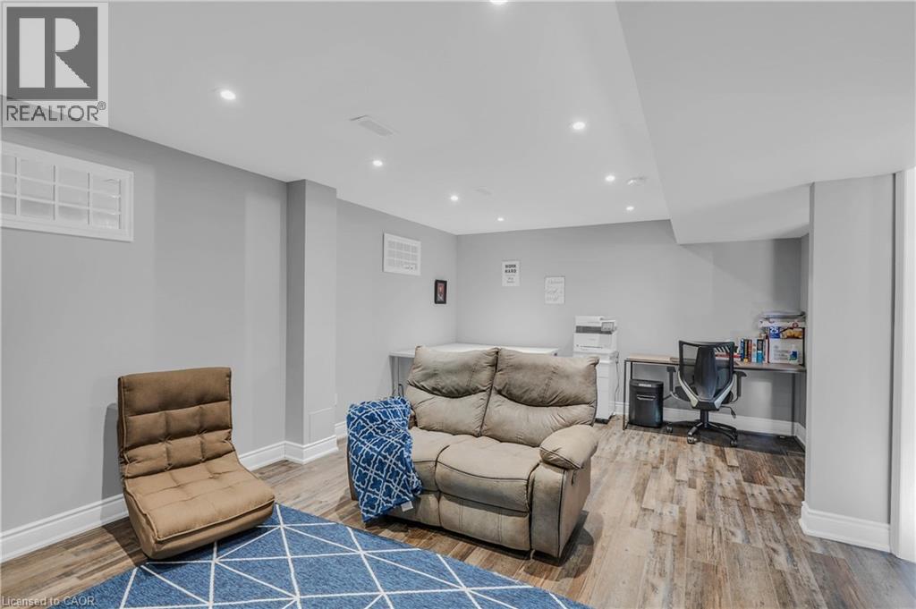 460 Equestrian Way, Cambridge, Ontario  N3E 0B6 - Photo 41 - 40836983
