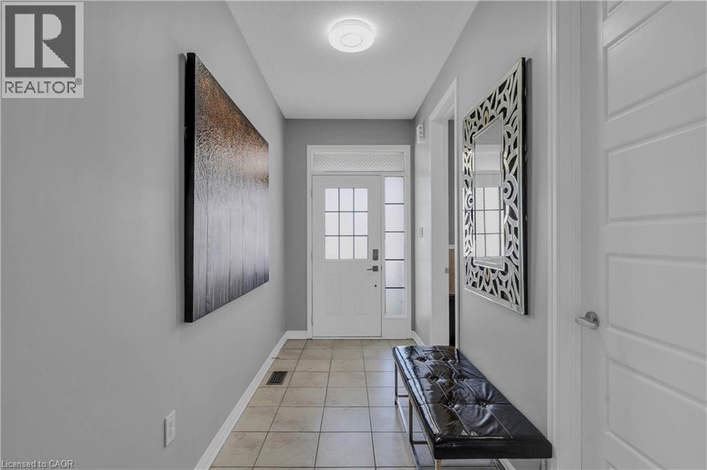 460 Equestrian Way, Cambridge, Ontario  N3E 0B6 - Photo 5 - 40836983