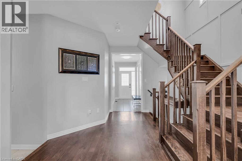 460 Equestrian Way, Cambridge, Ontario  N3E 0B6 - Photo 7 - 40836983