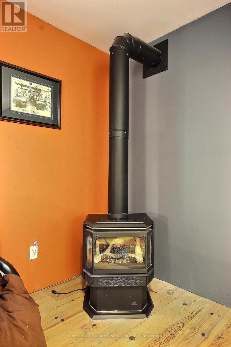 1082 Green Lake Road, Algonquin Highlands, Ontario  K0M 1S0 - Photo 40 - X13245898