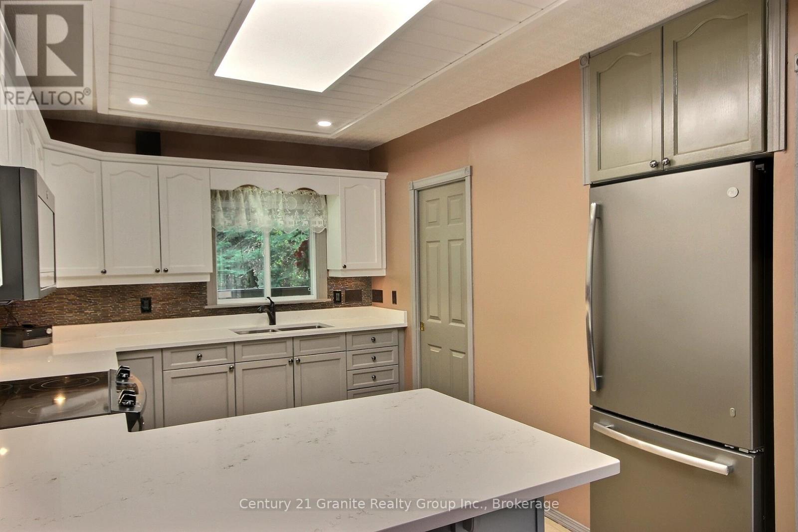 1082 Green Lake Road, Algonquin Highlands, Ontario  K0M 1S0 - Photo 5 - X13245898