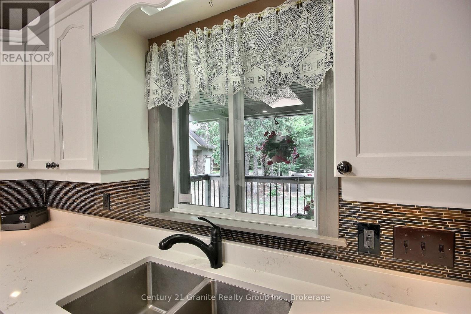 1082 Green Lake Road, Algonquin Highlands, Ontario  K0M 1S0 - Photo 6 - X13245898