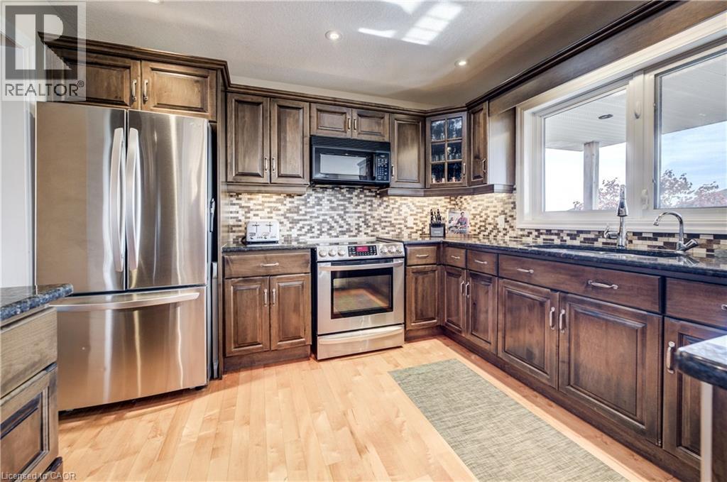 135 Gerber Meadows Drive, Wellesley, Ontario  N0B 2T0 - Photo 18 - 40836995