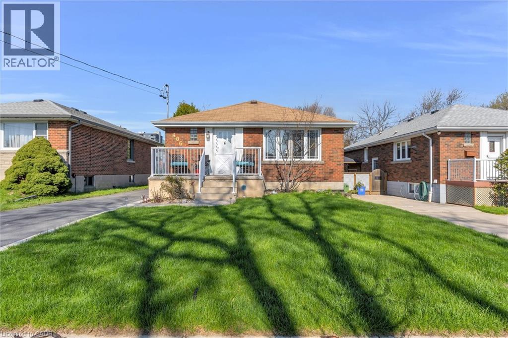 406 East 43rd Street, Hamilton, Ontario  L8T 3E3 - Photo 2 - 40836955