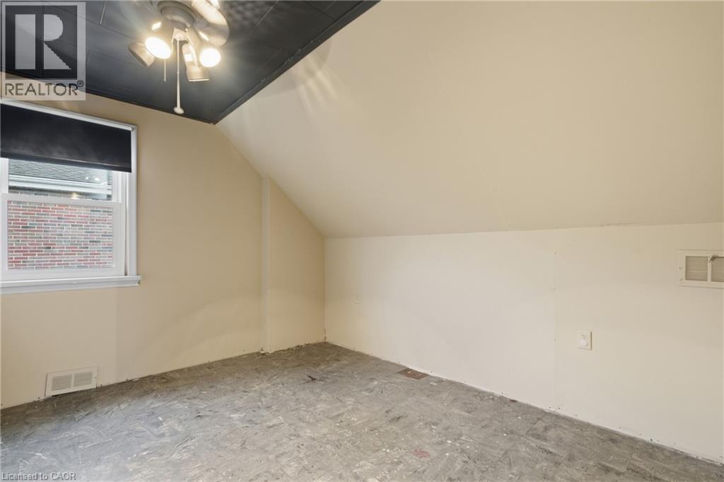 549 Weber Street E, Kitchener, Ontario  N2H 1E9 - Photo 21 - 40836917