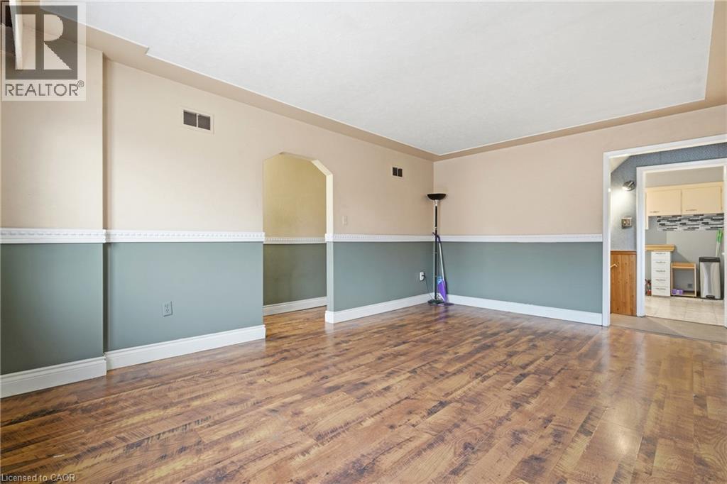 549 Weber Street E, Kitchener, Ontario  N2H 1E9 - Photo 7 - 40836917