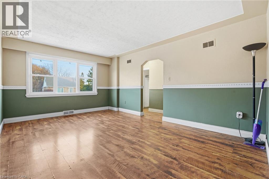 549 Weber Street E, Kitchener, Ontario  N2H 1E9 - Photo 8 - 40836917