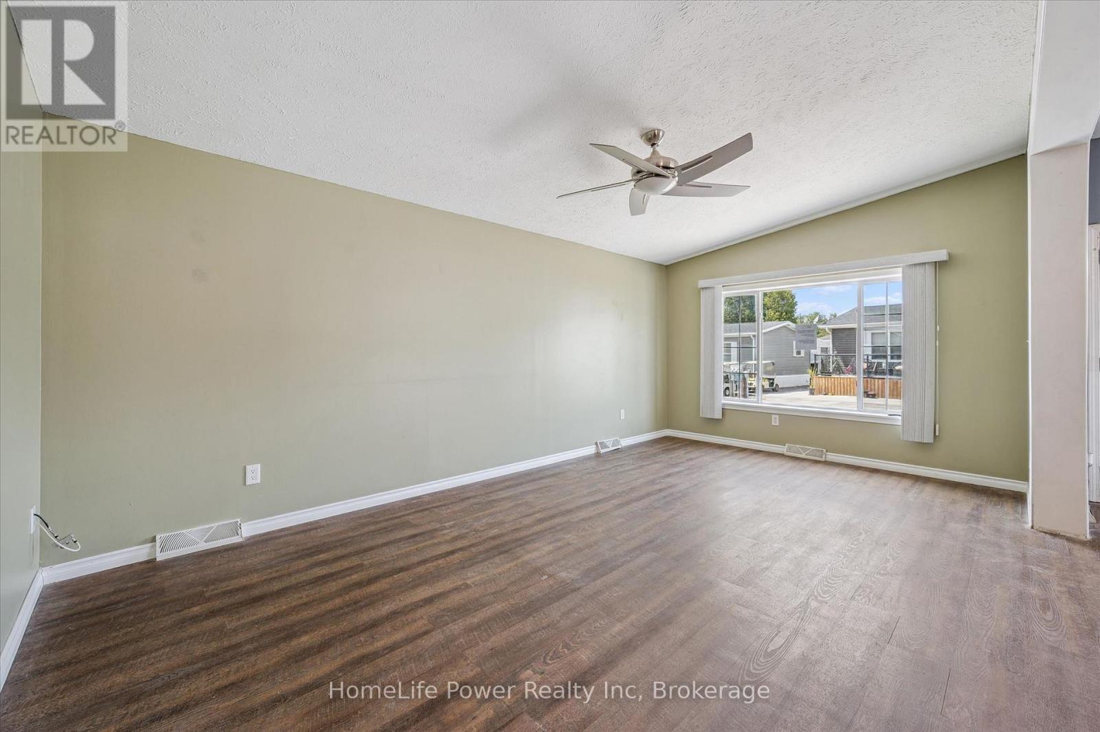 20 Elm Street, Puslinch, Ontario  N0B 2J0 - Photo 7 - X13246488