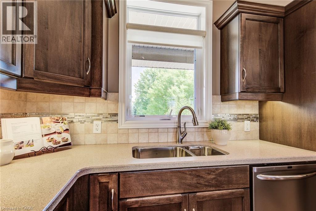 355 Woodstock Street S, Tavistock, Ontario  N0B 2R0 - Photo 18 - 40833529
