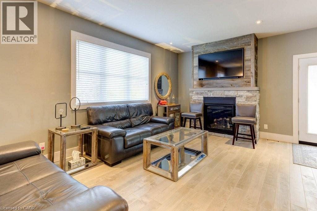 30 Lakeshore Road, Wasaga Beach, Ontario  L9Z 2Y3 - Photo 19 - 40835491