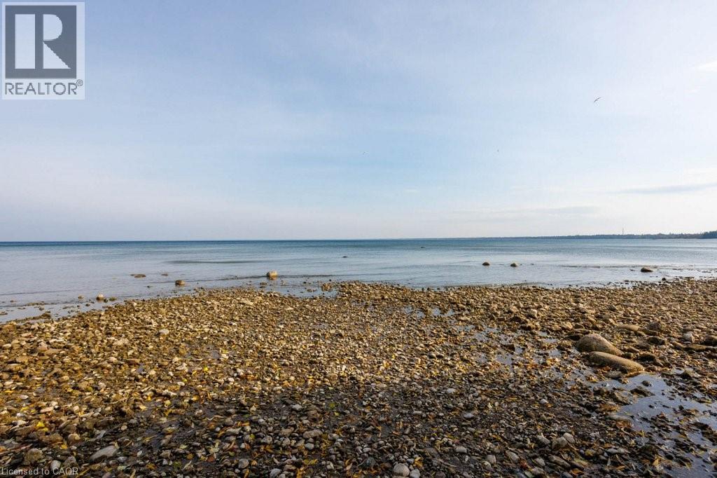 30 Lakeshore Road, Wasaga Beach, Ontario  L9Z 2Y3 - Photo 32 - 40835491