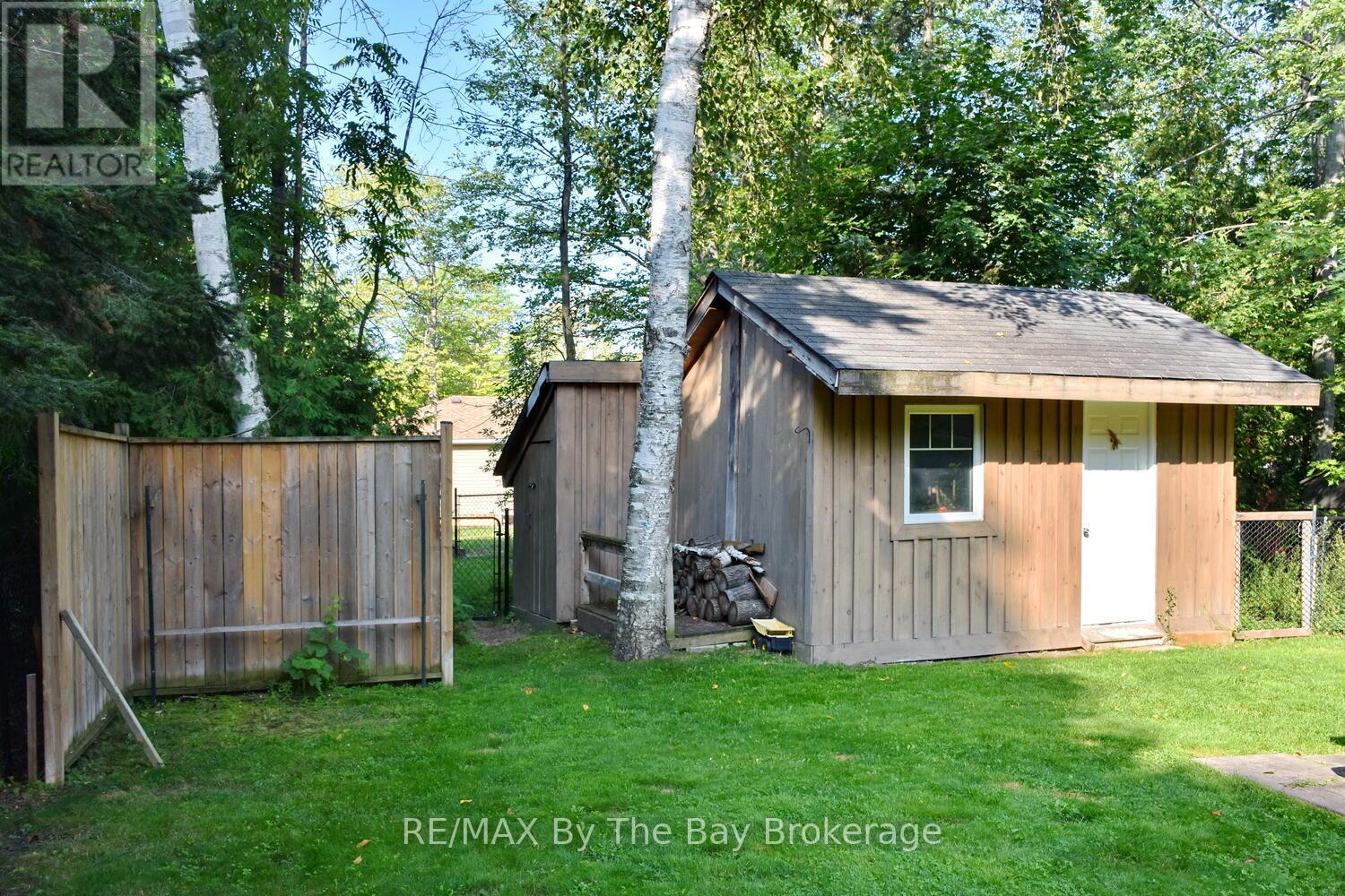 60 57th Street S, Wasaga Beach, Ontario  L9Z 1W5 - Photo 28 - S13247234