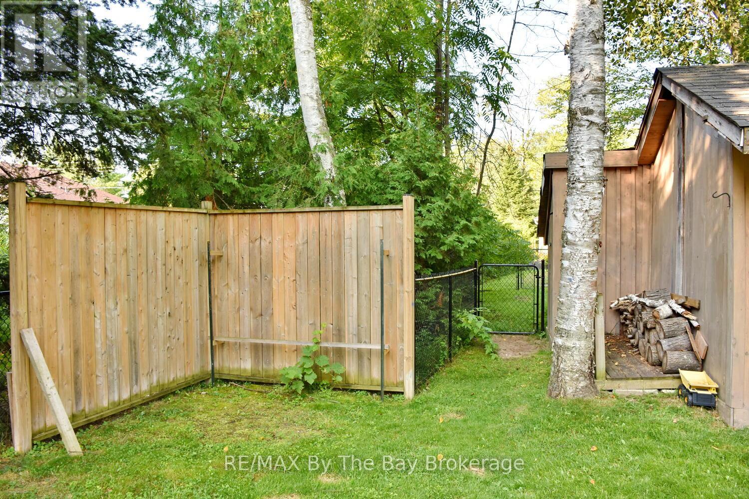 60 57th Street S, Wasaga Beach, Ontario  L9Z 1W5 - Photo 29 - S13247234