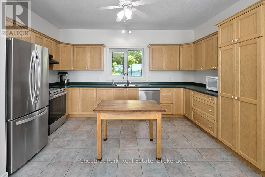 189 Point Road, Grey Highlands, Ontario  N0C 1E0 - Photo 24 - X13246978
