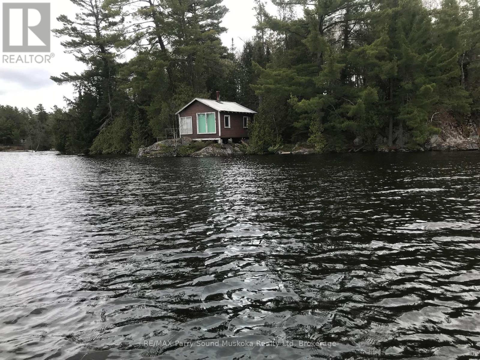 66e Pickerel River, Parry Sound Remote Area, Ontario  P0G 1J0 - Photo 2 - X13247016