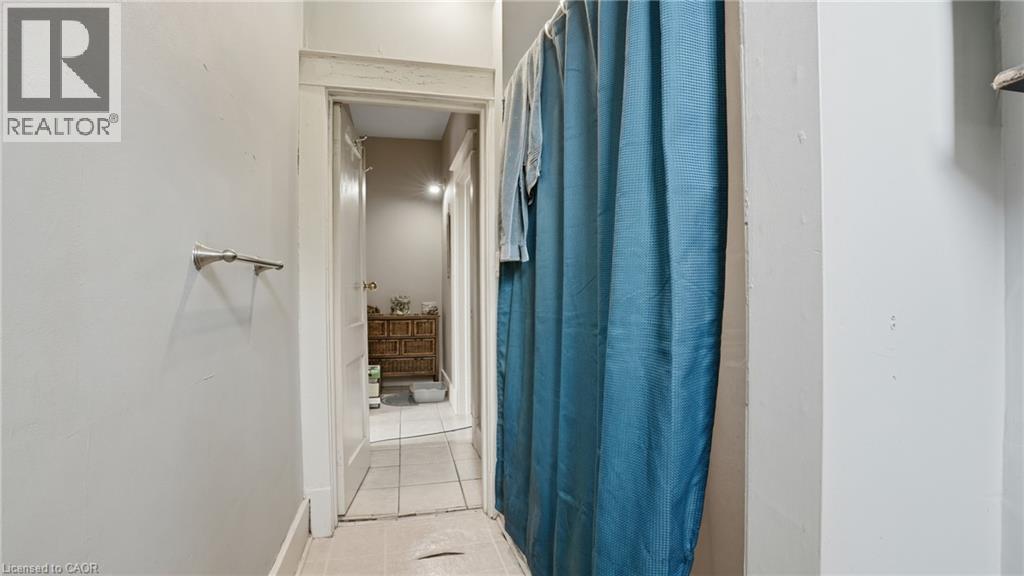 247 King Street, Welland, Ontario  L3B 3J9 - Photo 14 - 40835340