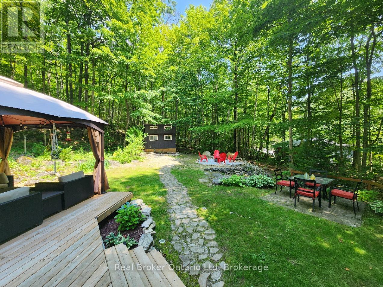 12 7th Avenue, South Bruce Peninsula, Ontario  N0H 2T0 - Photo 5 - X13247290