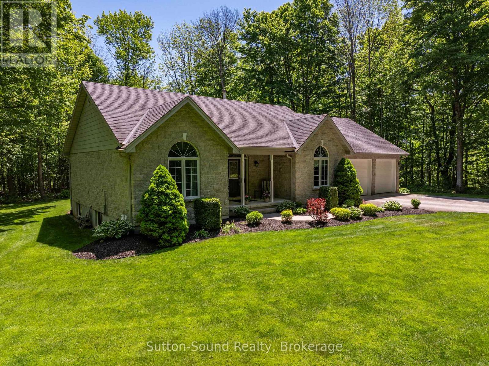 318761 Grey 1 Road, Georgian Bluffs, Ontario  N4K 5N4 - Photo 2 - X13247348